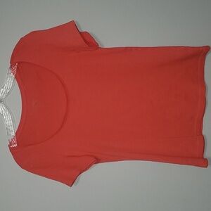 Chico's top women’s size 0 equals size small sz 4 coral scoop neck top shirt